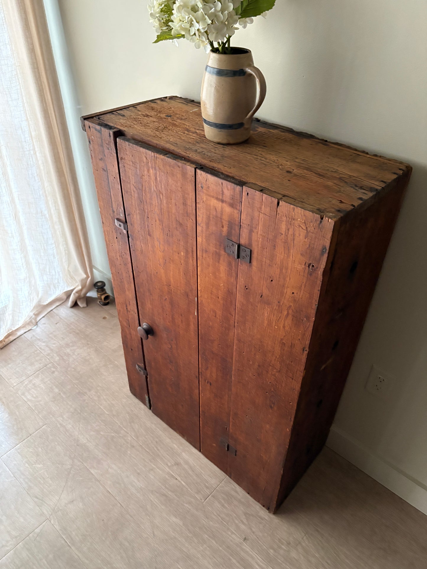 Pine cupboard