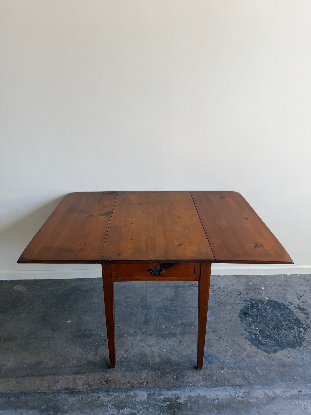 Pine drop leaf table with drawer