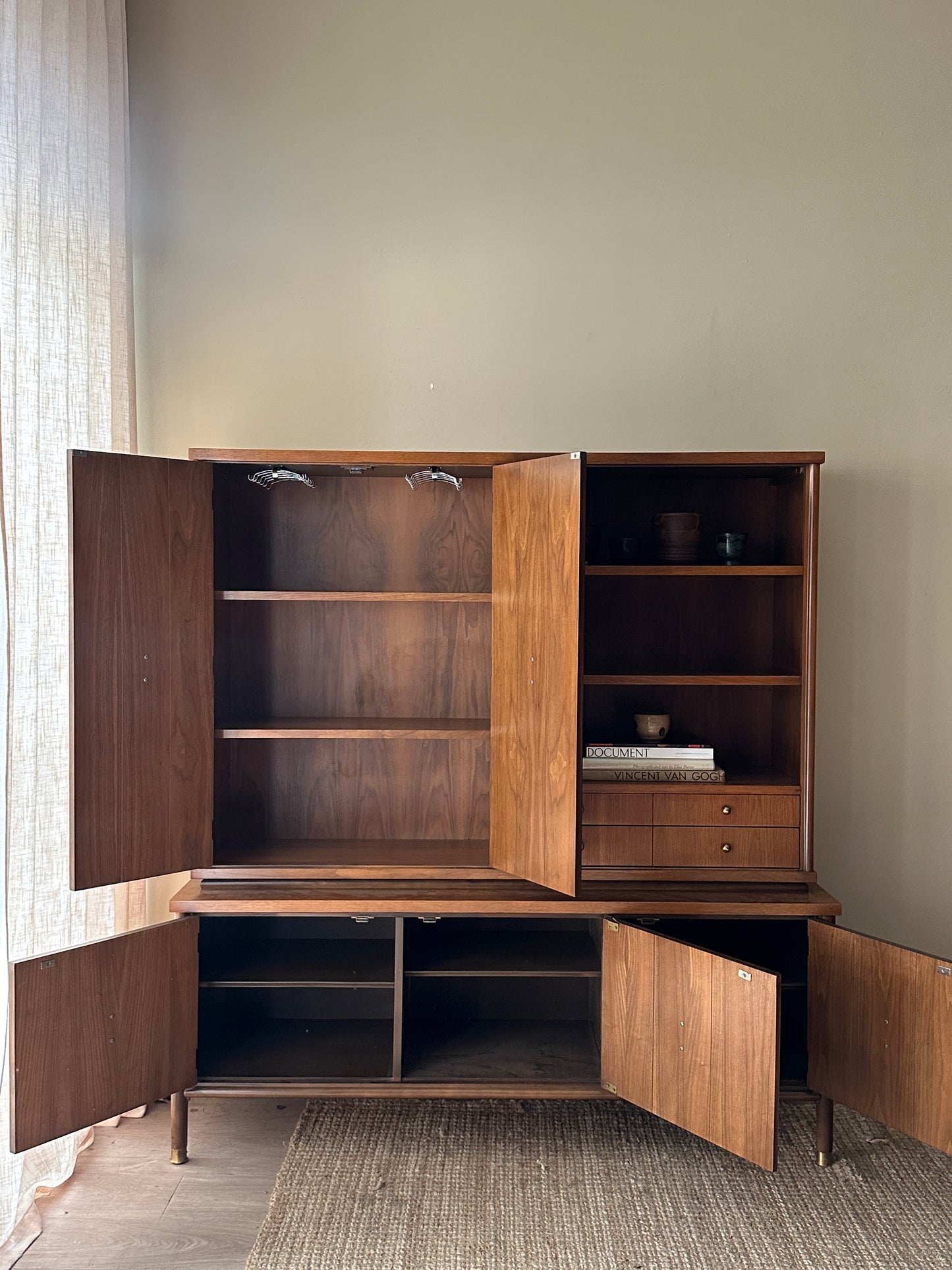 Walnut One Piece Hutch