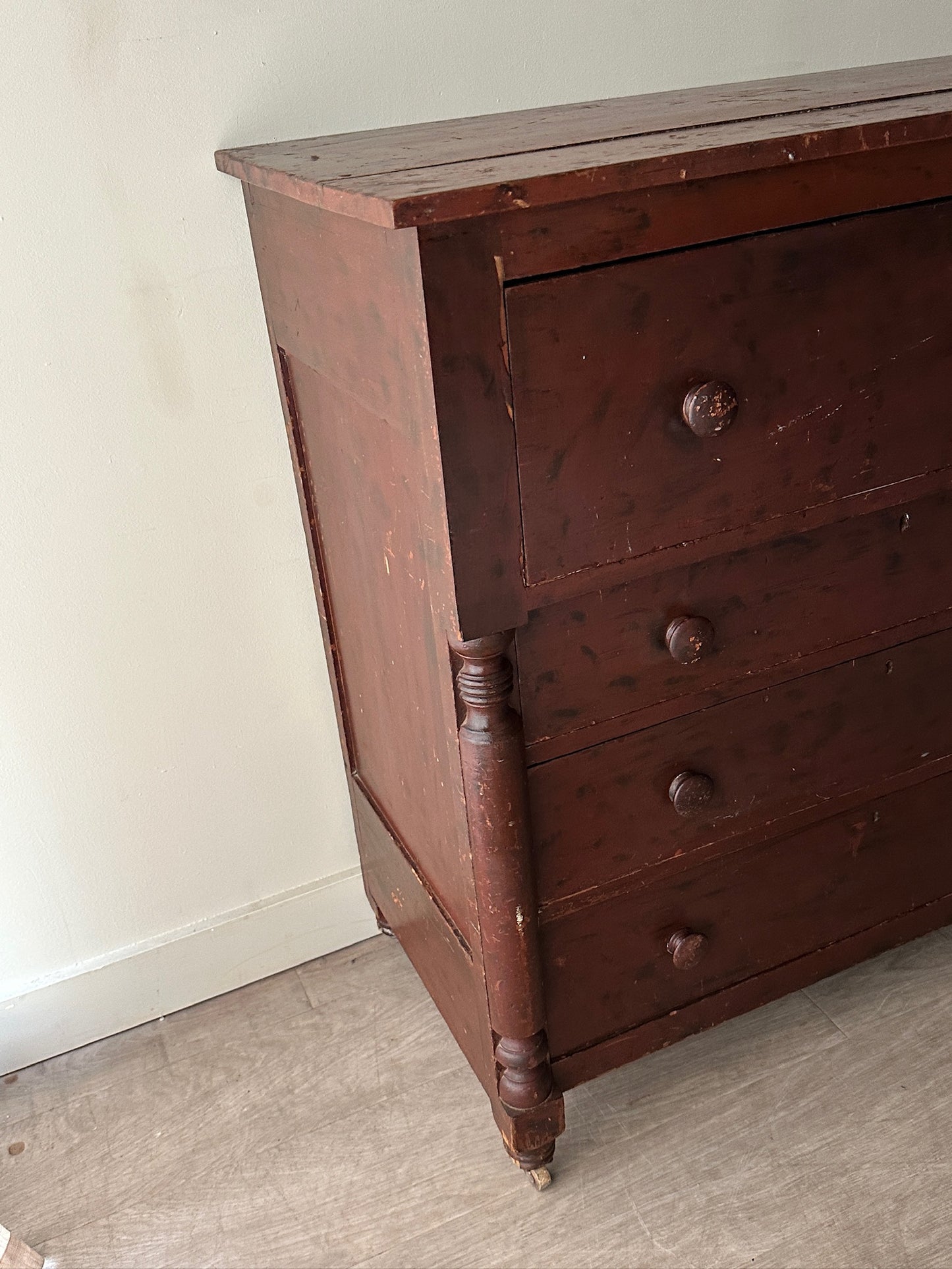 Pine empire dresser