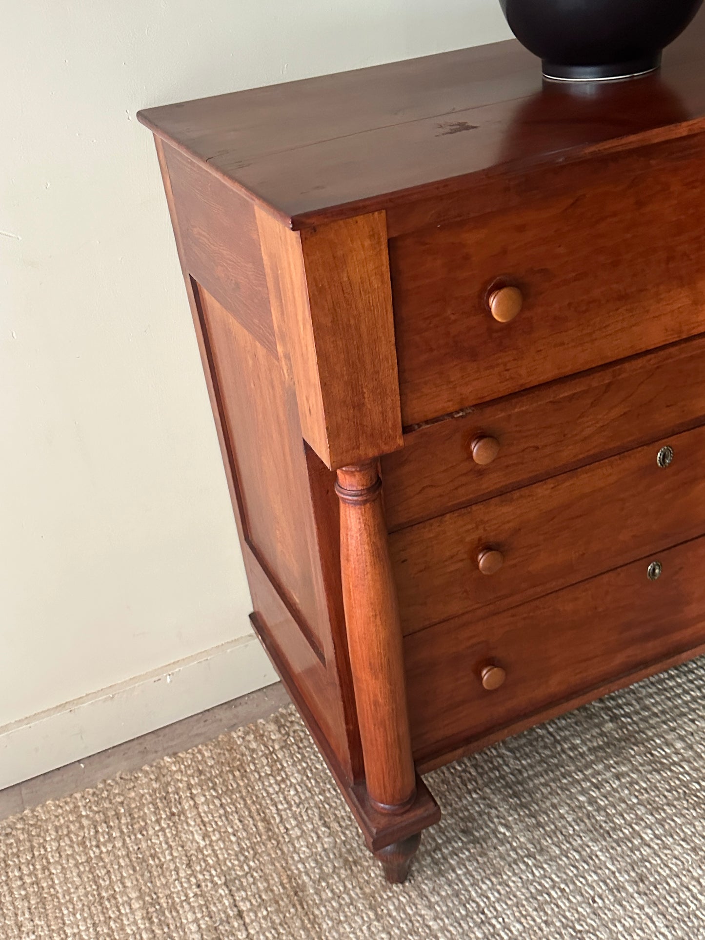 Pine empire dresser