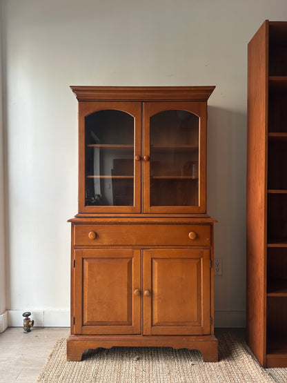 Maple hutch