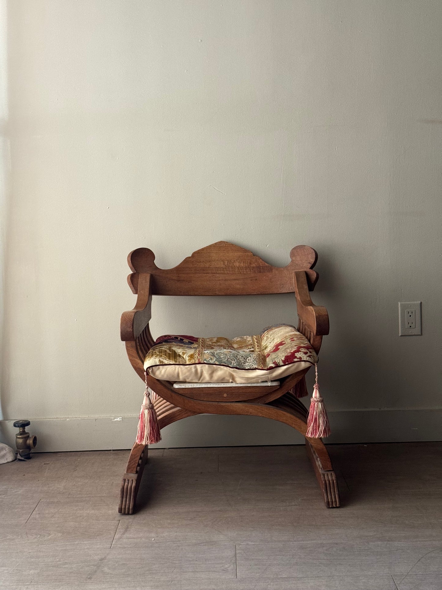 Italian golden oak chair