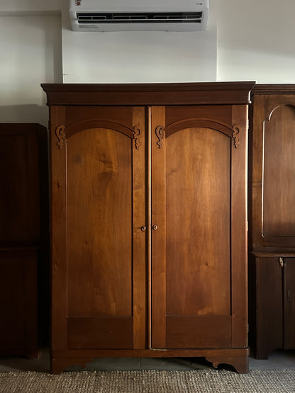 Pine wardrobe/cabinet