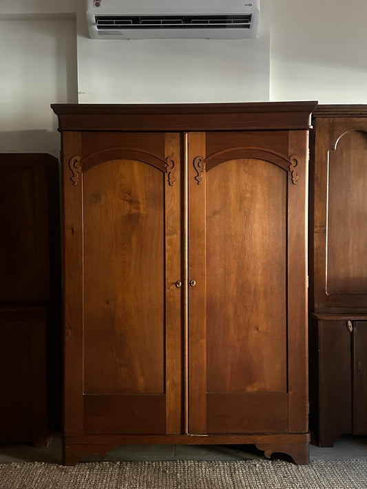 Pine wardrobe/cabinet