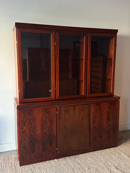 Rosewood two piece hutch