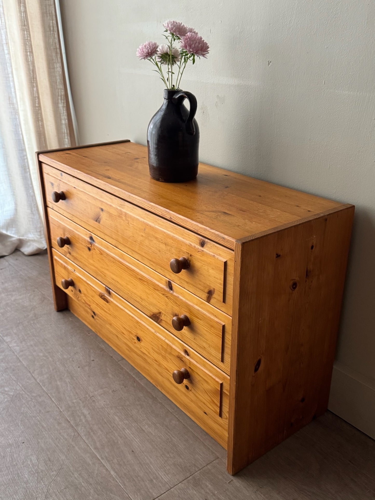 Small Swedish pine 3 drawer dresser