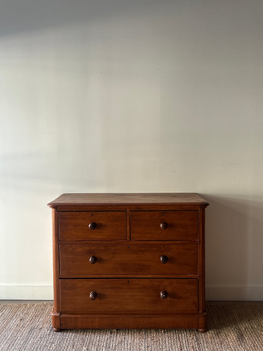 Early American pine dresser