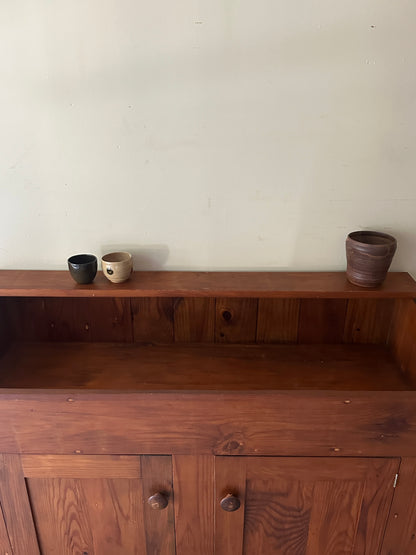 Pine dry sink