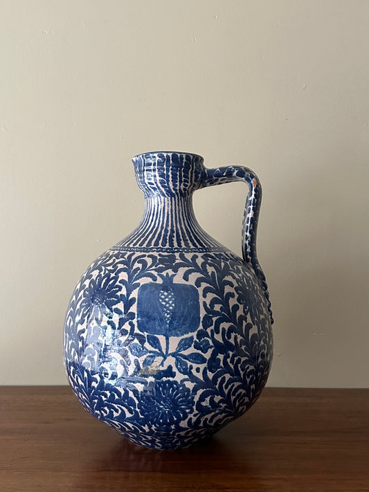 18th c. Spanish hand painted Fajalauza pitcher