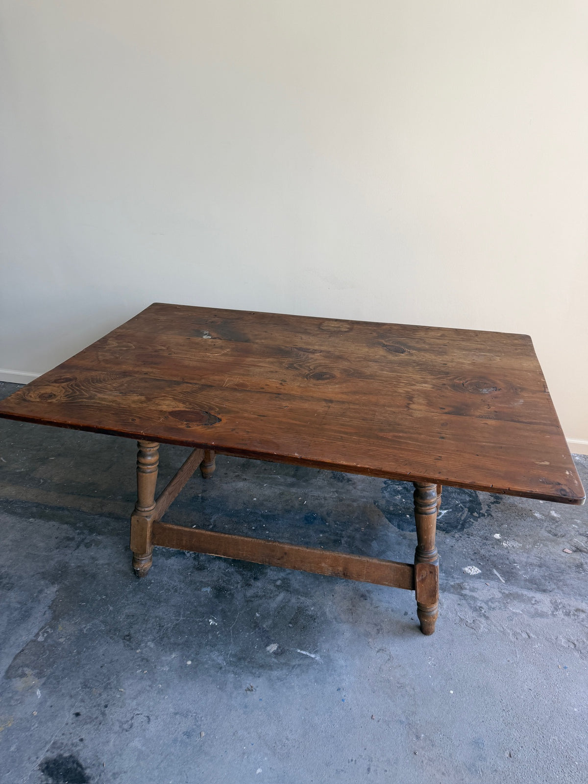 Pine farm table