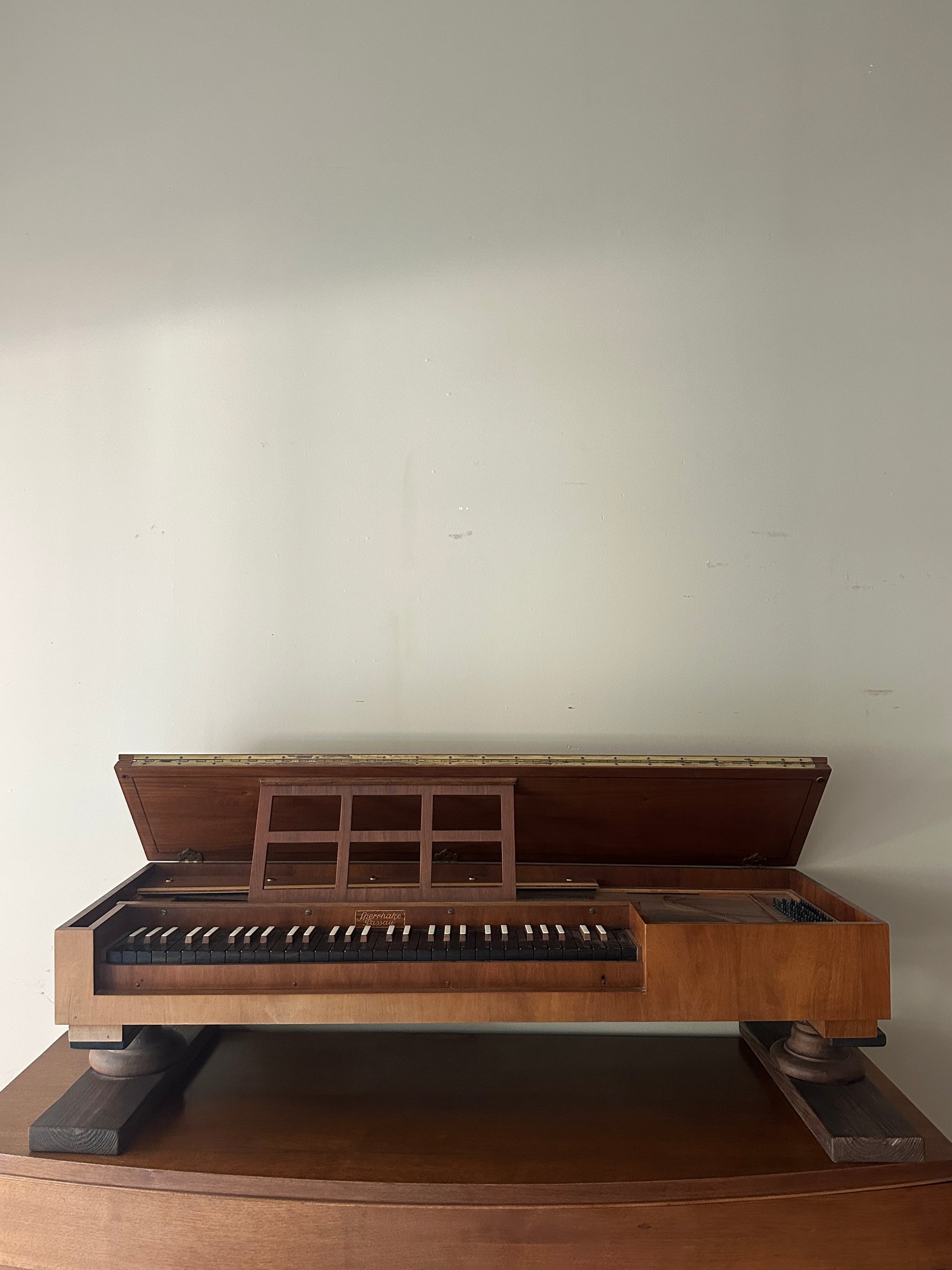 haverich klapprad Sperrhake Passau clavichord – Good Behavior