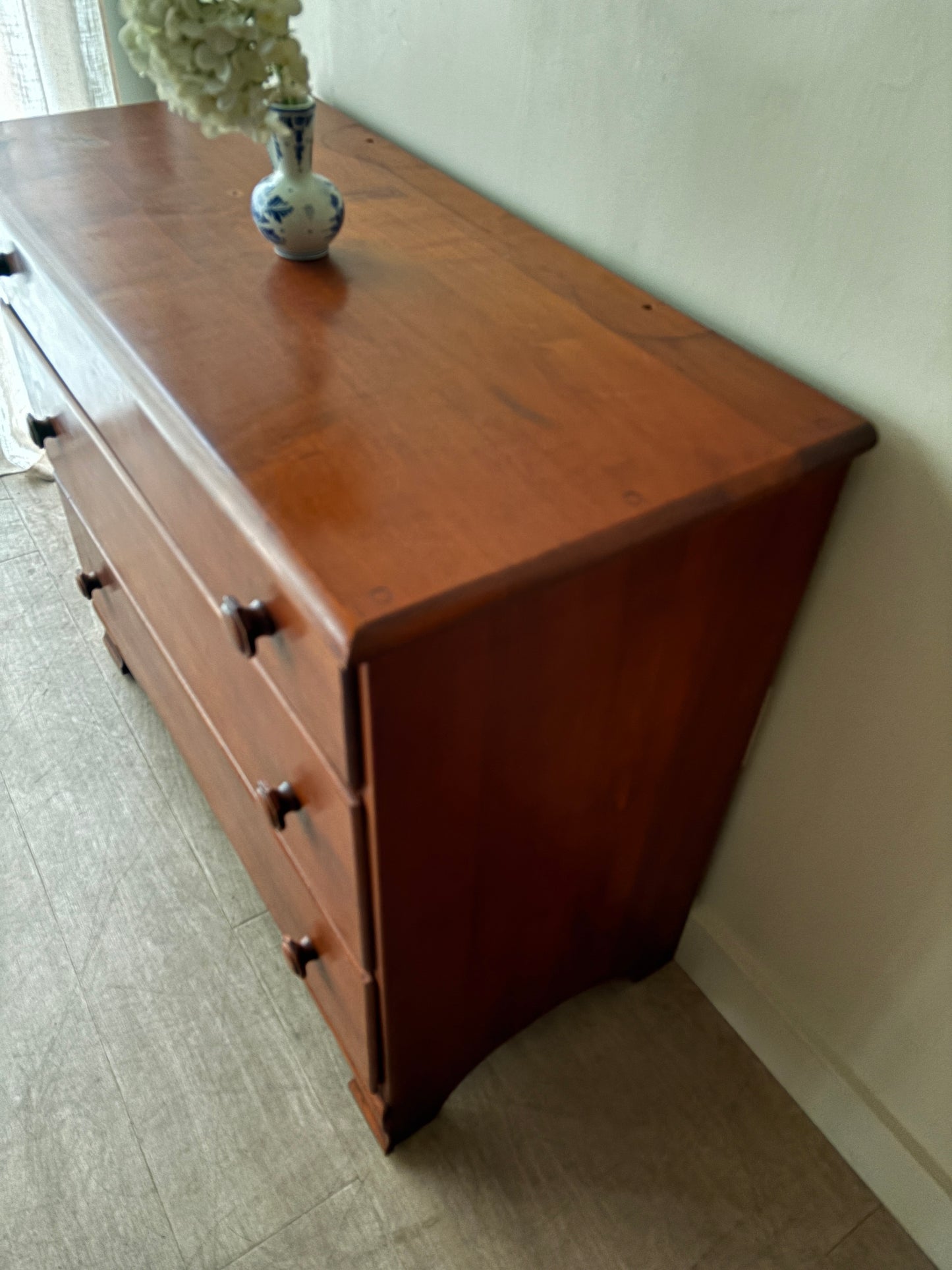 Maple 3 drawer dresser