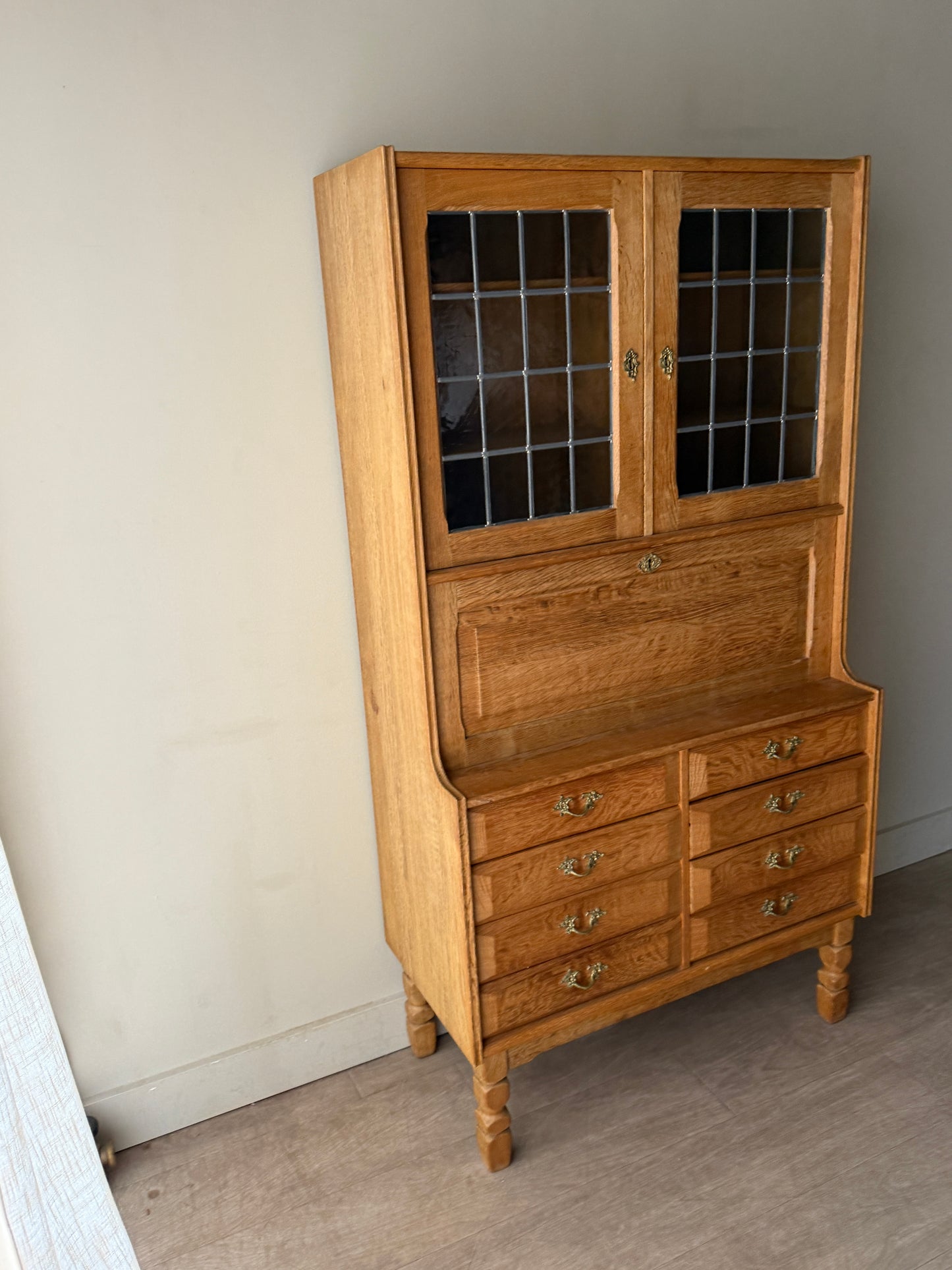 Henning Danish oak hutch