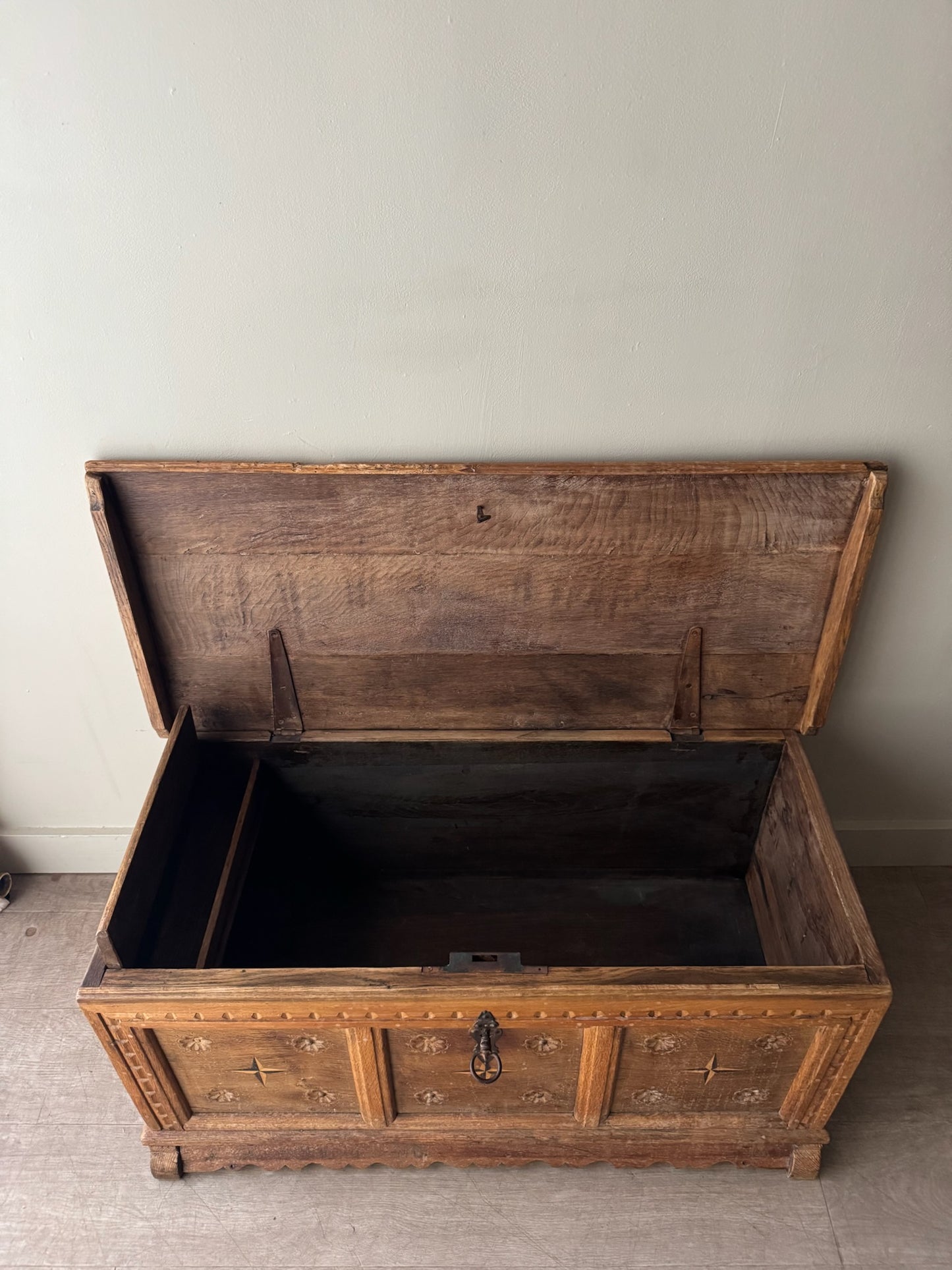 Scandinavian oak chest