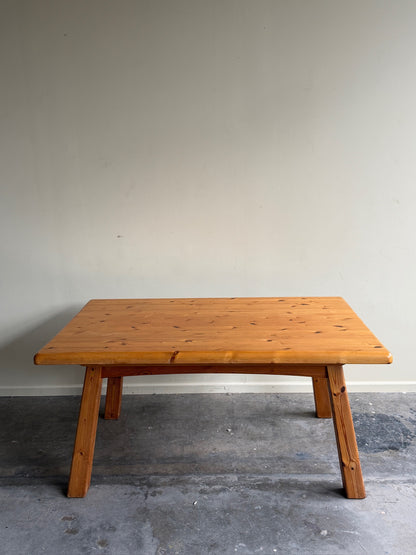 Wasa Mobel German pine dining table