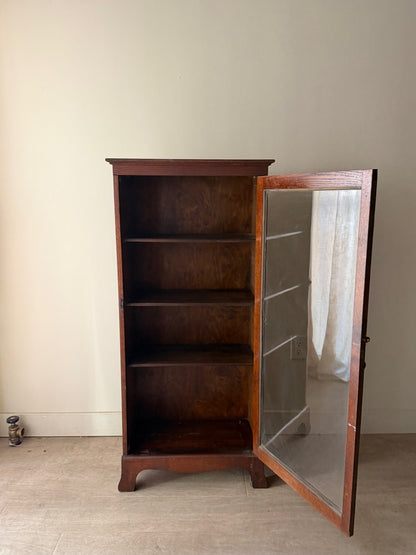 Oak single door display cabinet
