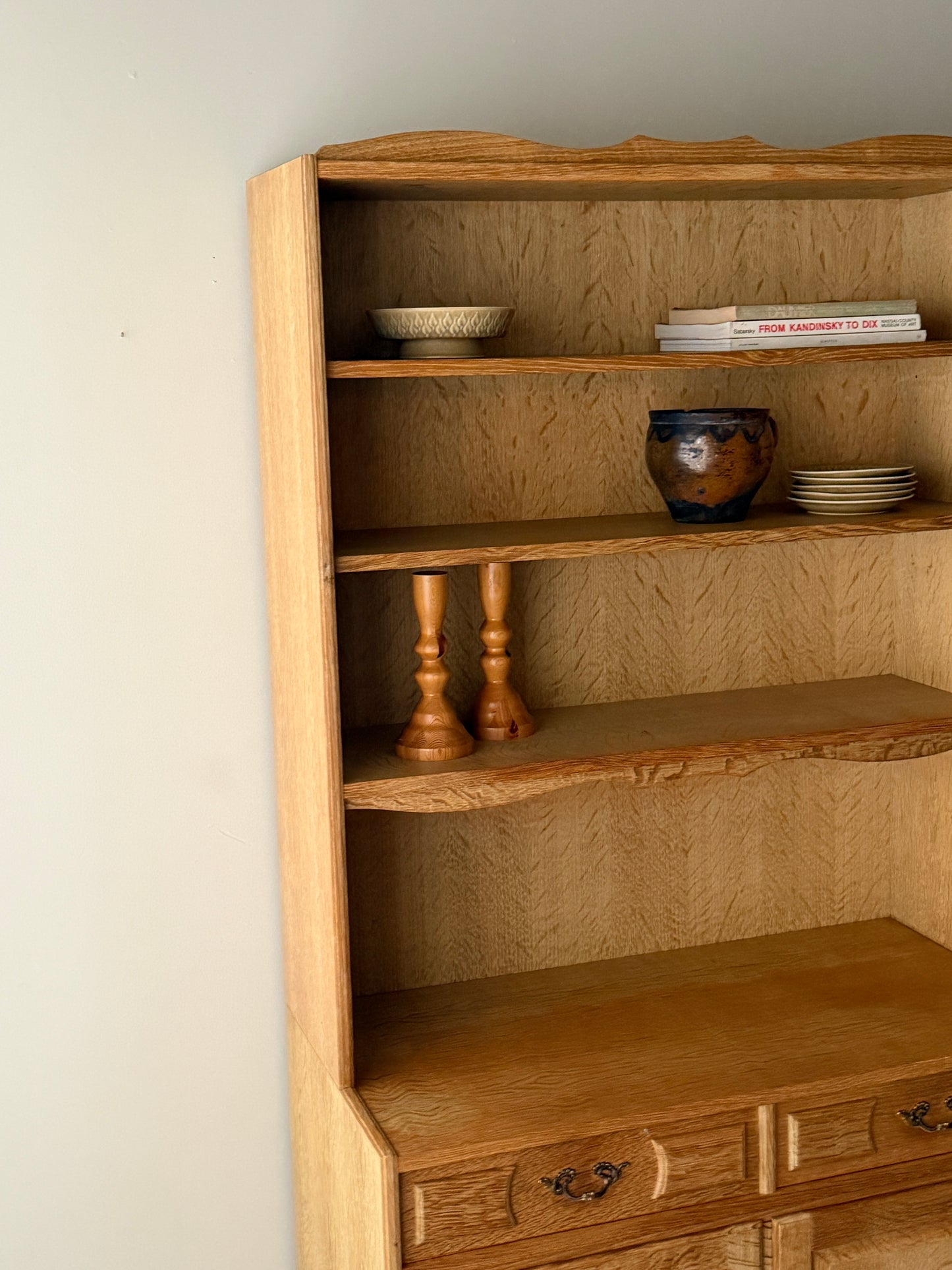 Henning oak two piece hutch