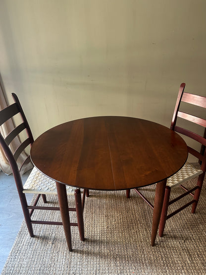 Pine round table