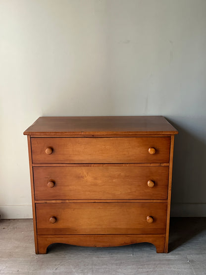 Maple dresser