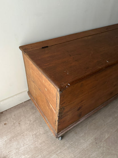 Pennsylvania Sheraton Pine Chest