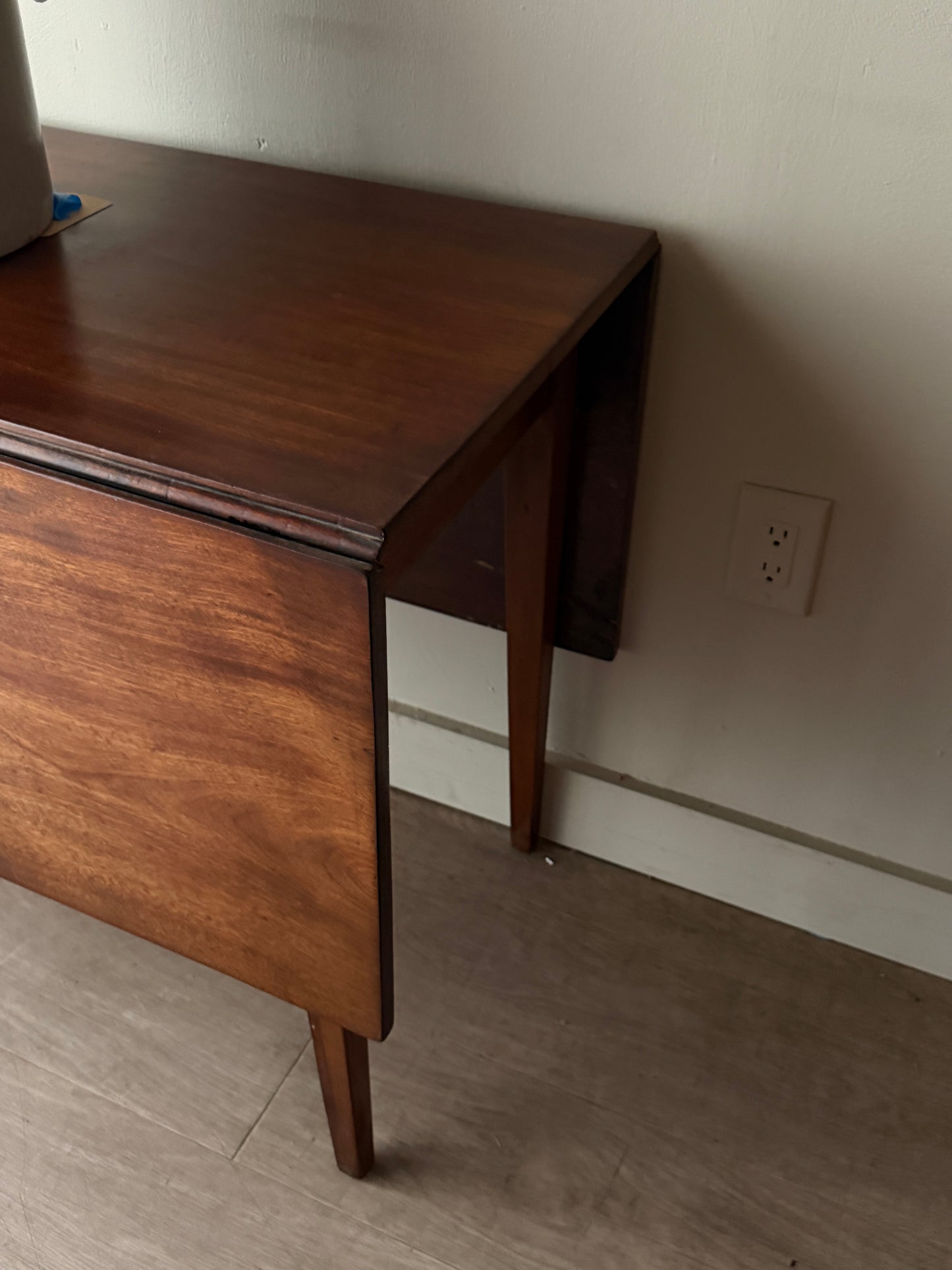 Pine drop leaf table
