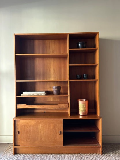 Teak two piece hutch