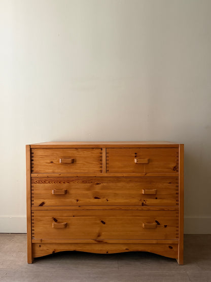 Domino Mobler Danish pine dresser