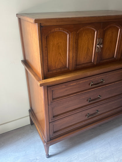 Pine tallboy