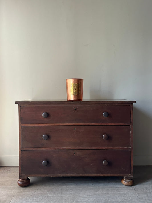 Pine ball foot dresser