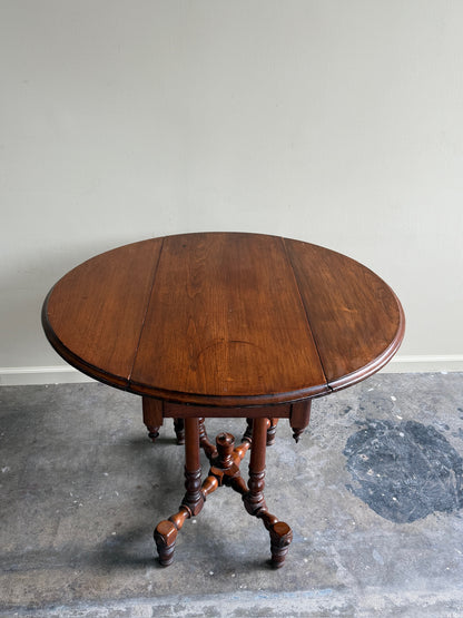 Edwardian walnut drop leaf table