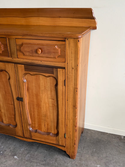 Mid-Atlantic Federal pine jelly cupboard