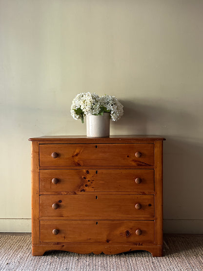 4 Drawer Pine dresser