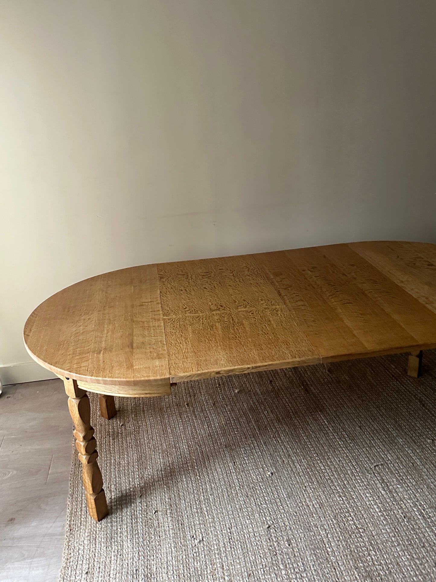 Oak dining table with leaves