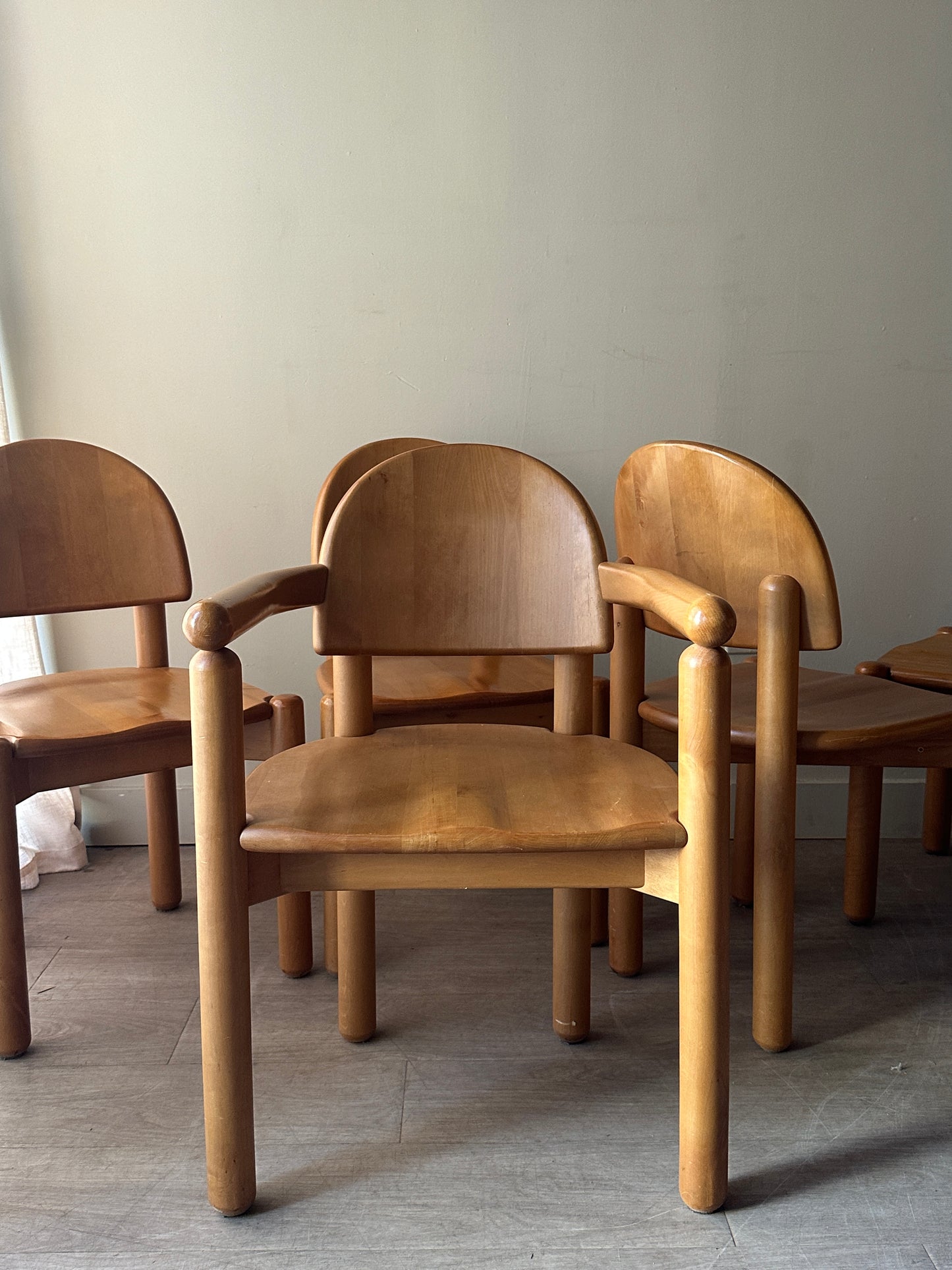 One arm Rainer Daumiller dining chair