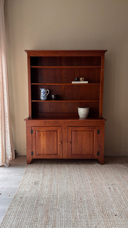 Pine two piece hutch