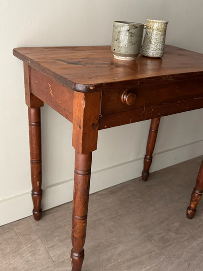 Pennsylvania Sheraton pine side table