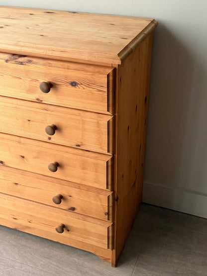 Swedish pine dresser
