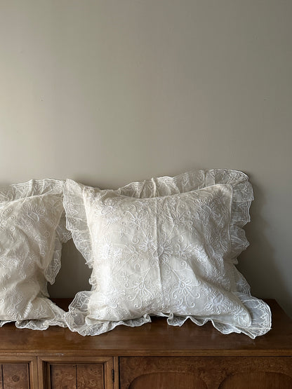 Pair of European shams and inserts. Set of 2. Cream thread design.