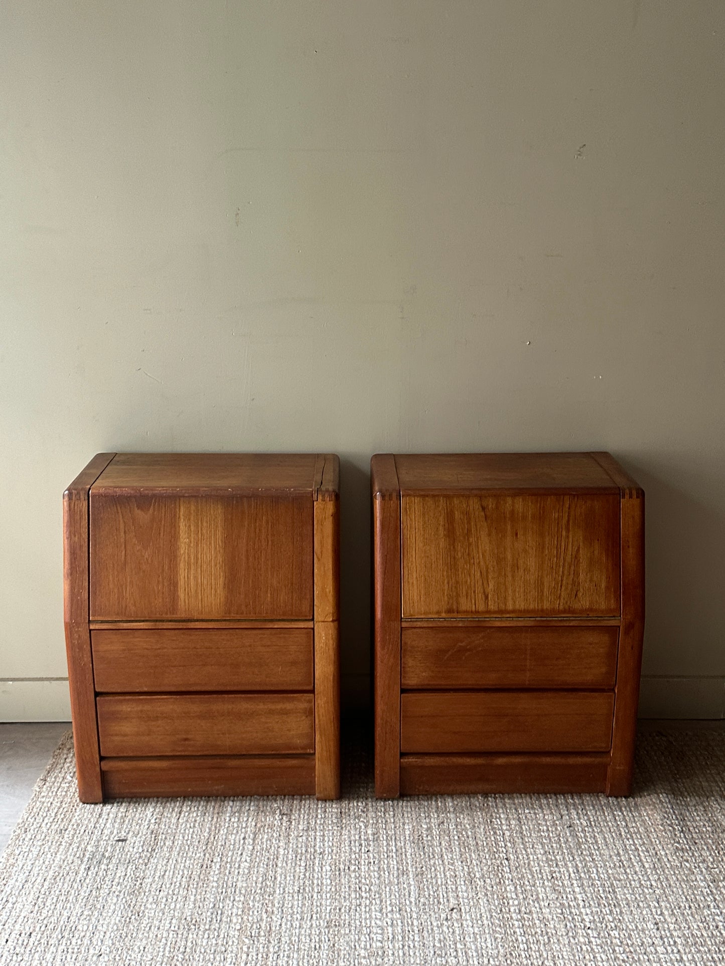 Oak side tables.