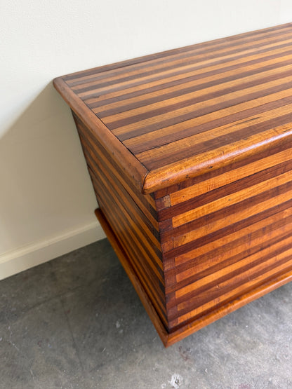 Pennsylvania Sheraton striped mixed wood chest