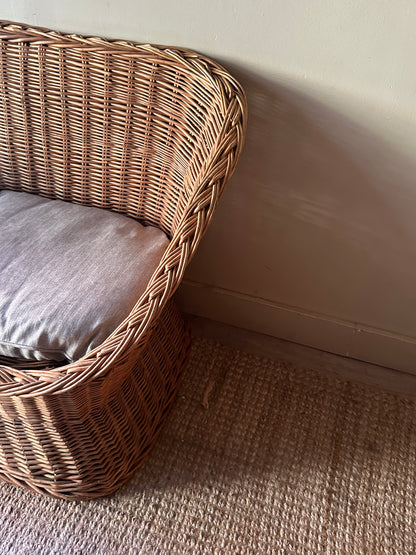 Wicker two seater lounge chair