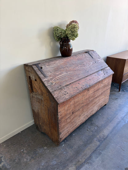 Pine Feed Bin