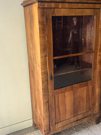Continental cupboard (one shelf)