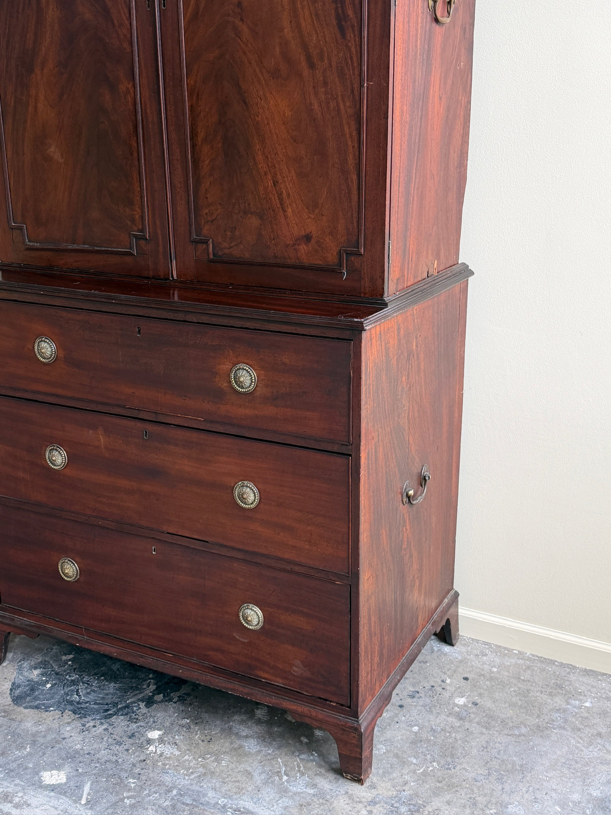 Georgian mahogany two piece linen press