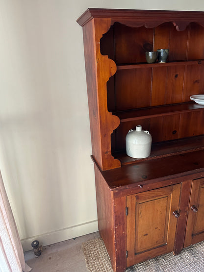 Pine hutch