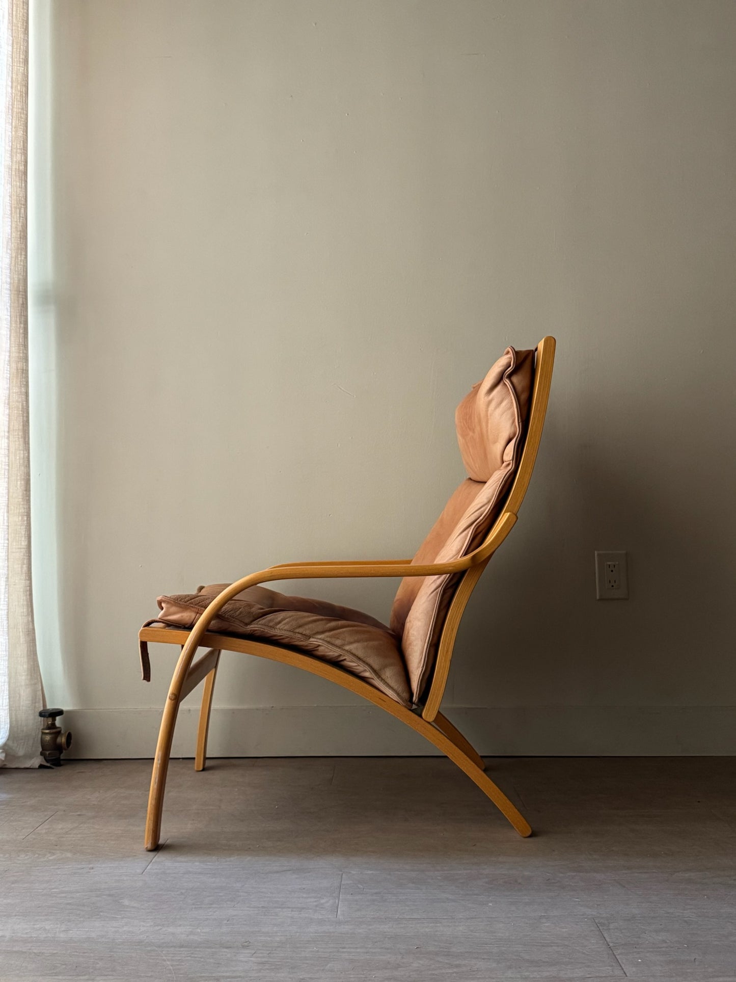 Stouby Danish leather bentwood lounge chair