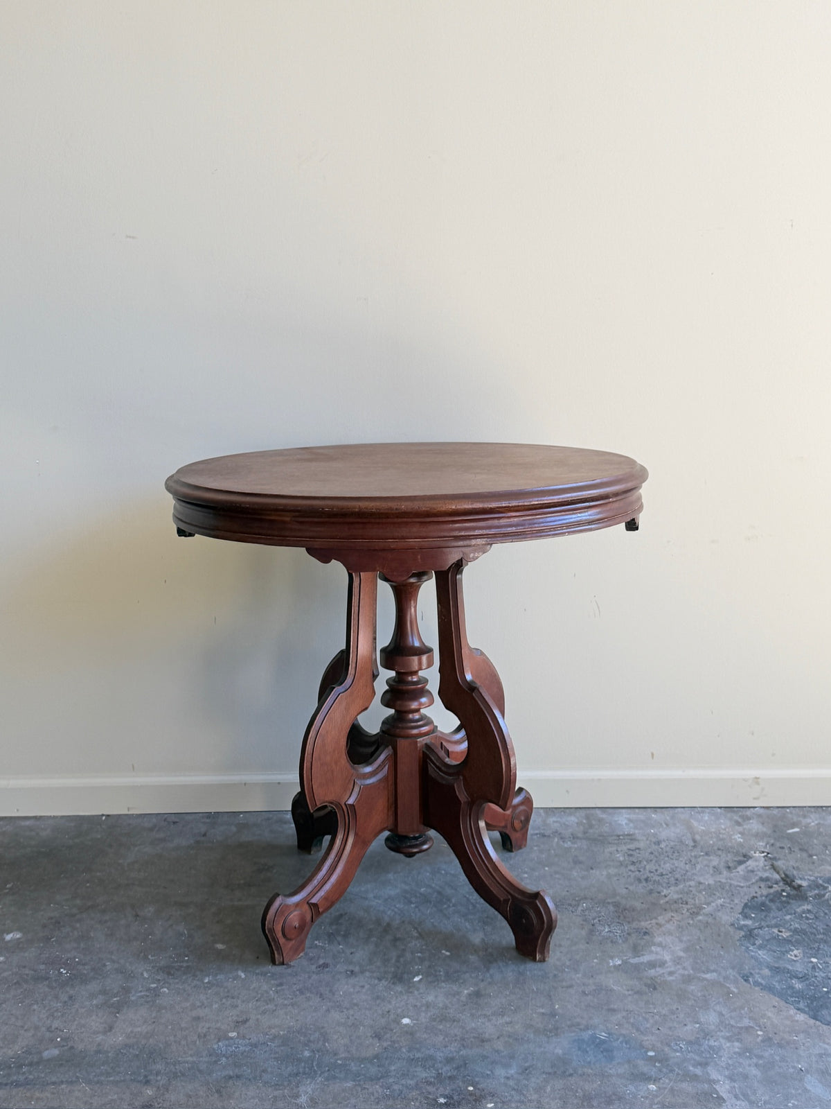 Victorian walnut parlor table