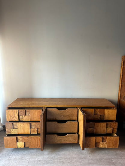 Lane oak credenza