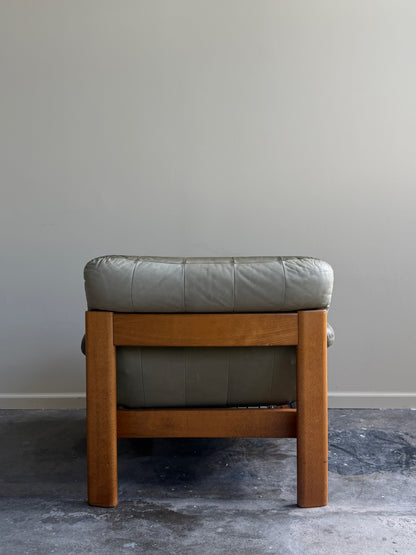 Rolf Benz German green leather lounge chair